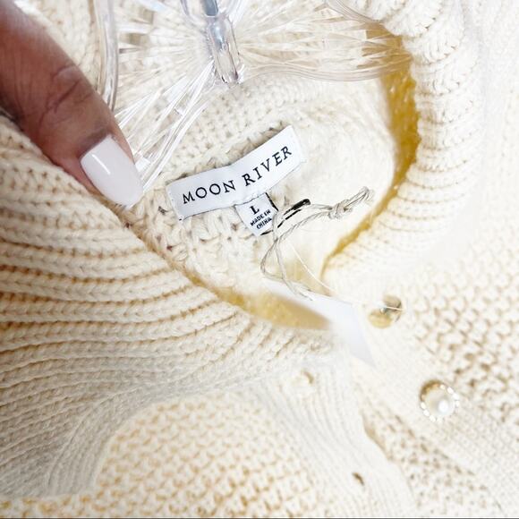 Moon River Collared Puff Sleeve Faux Pearl Button Sweater Cardigan Size Large - Picture 4 of 6